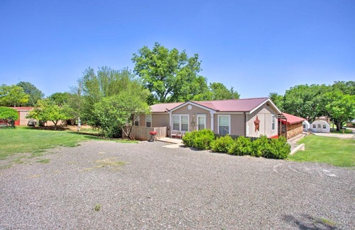 Custer County House | Spacious House about 1 Mi to Lake and Boat Ramp!