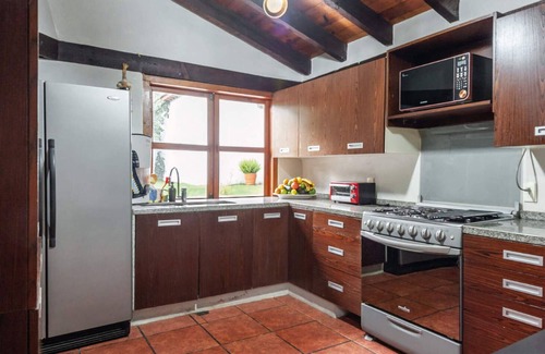 Avandaro House | Spacious House in Avándaro with Pool