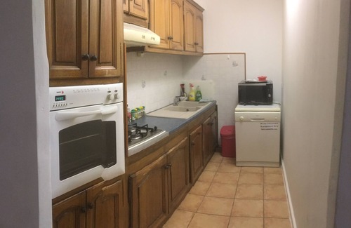 Cornillon Apartment | Spacious house in a peaceful setting between Ardèche and Provence in Goudargues