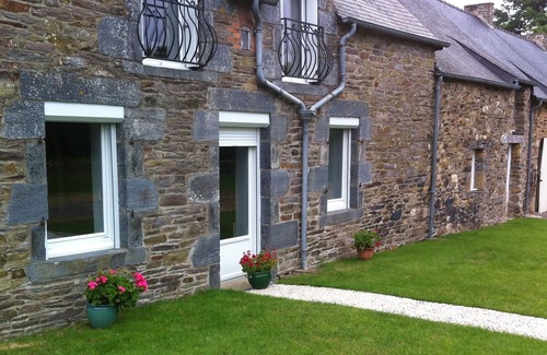 Bruc-sur-Aff Cottage | SPACIOUS HOUSE IN A SUPER QUIET SETTING, AWAY FROM ANY LOOK (Wi-fi)