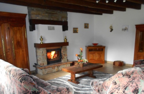 Bruc-sur-Aff Cottage | SPACIOUS HOUSE IN A SUPER QUIET SETTING, AWAY FROM ANY LOOK (Wi-fi)