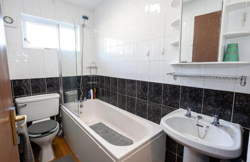 Sheffield Apartment | Spacious House in Sheffield - Great Location!