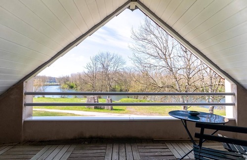 Port-sur-Saone Cottage | Spacious house near the Saône with Wi-Fi and pets allowed