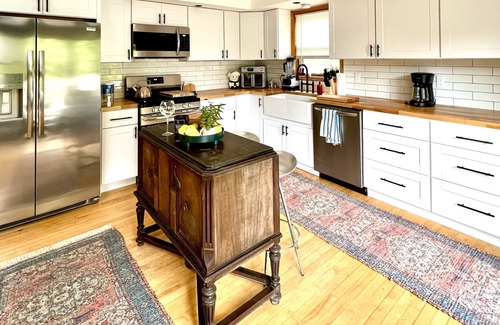 Roscoe House | Spacious House on a Hill in the Heart of Roscoe NY