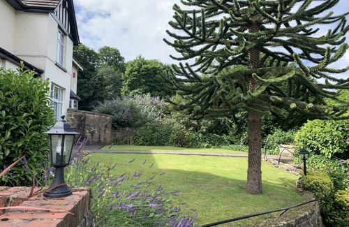 Ambergate House | Spacious house on the edge of the Peak District
