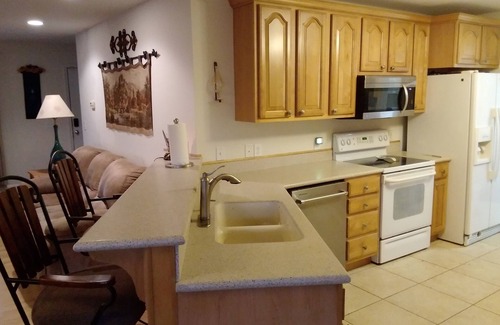 Seneca House | Spacious House on the hill , Lake access , quiet, Central to Clemson and Seneca