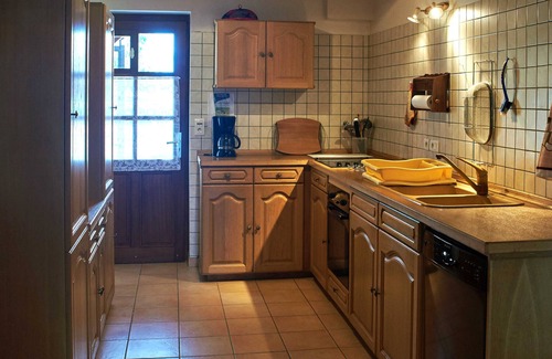 Sainte-Croix House | Spacious house, quiet location, child-friendly, with comfort