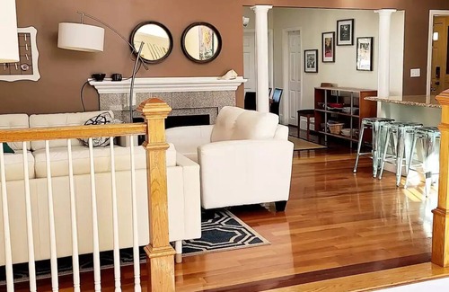 West Hyannisport House | Spacious house steps to Craigville beach! Perfect for family get togethers!