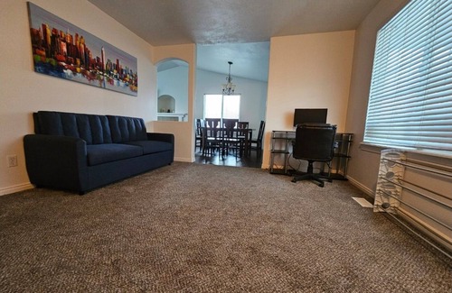 West Valley City House | Spacious House Near SLC Airport