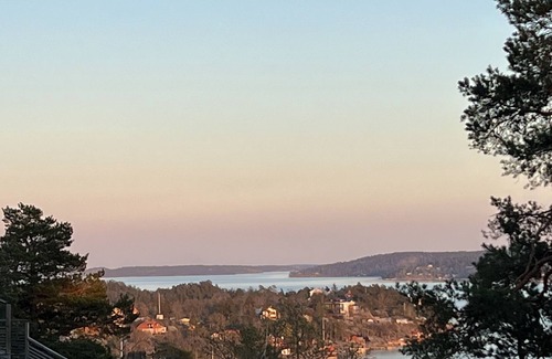 Saltsjobaden Other | Spacious house with lovely seaview in quiet seaside suburb