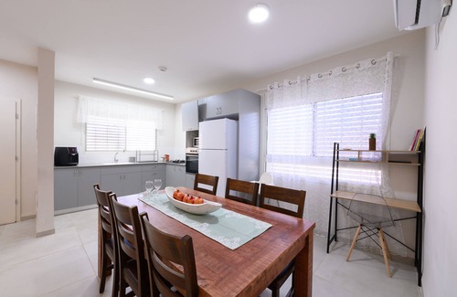 Shadmot Dvora House | Spacious house with a private pool in the Galilee landscape.