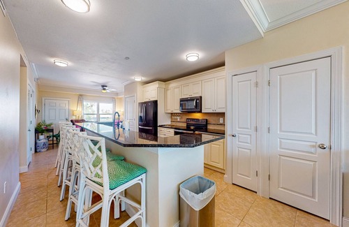 Mexico Beach House | Spacious House with Shared Pool & Bay Views - Perfect for Relaxation