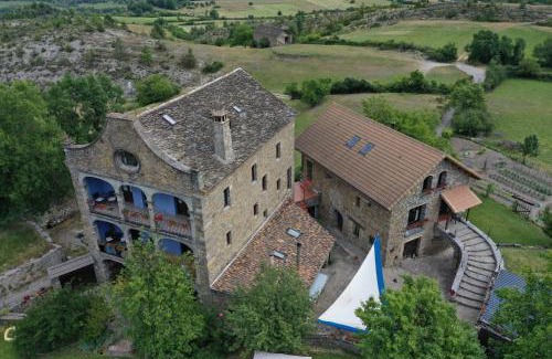 Albella House | Spacious house with mountain view in Albella, fireplace.