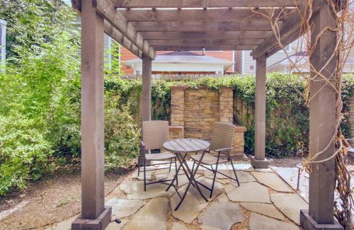 Greater Heights House | Spacious Houston Heights Home Less Than 6 Mi to Downtown!
