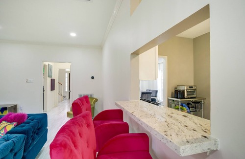 Barker House | Spacious Houston Home w/Patio, Grill & Fireplace!