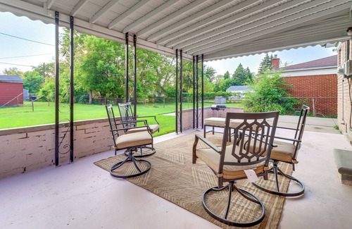 Inkster House | Spacious Inkster Home: Patio, Yard, 2 Living Areas