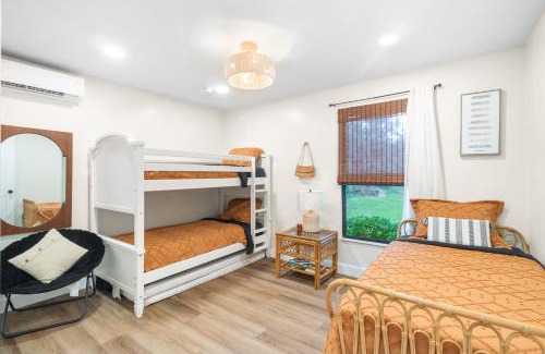 Inverness House | Spacious Inverness house near lake