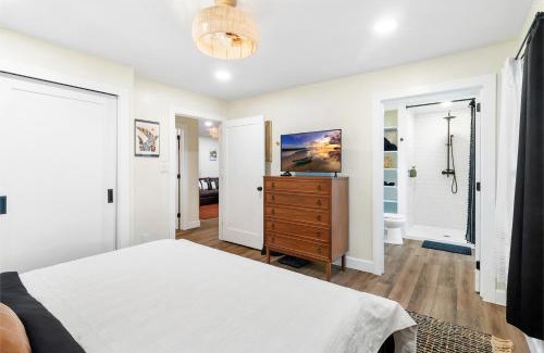 Inverness House | Spacious Inverness house near lake