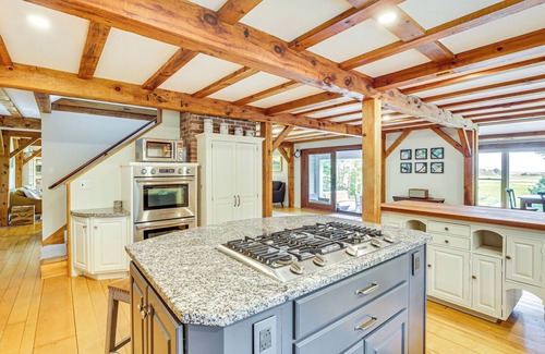 Kennebunkport House | Spacious Kennebunkport Home w/View, 2 Mi to Beach