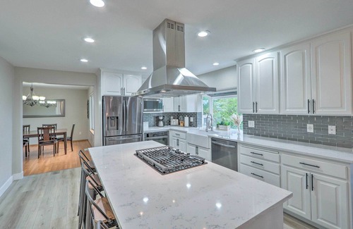Kent House | Spacious Kent Home: Great for Large Families!