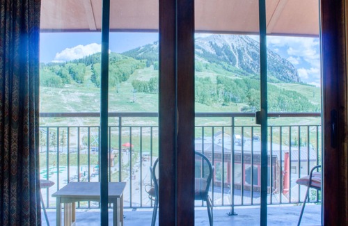 Crested Butte Condo | Spacious King Room, Great view and Balcony with best location.