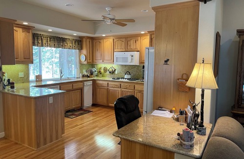 Lake Almanor West Cabin | Spacious Lake Almanor West Getaway - Enjoy Everything the Lake Has to Offer