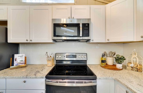 Hamlin House | Spacious Lake Ariel Home w/Community Amenities!