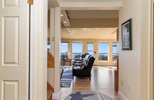 Bayfield Cottage | Spacious Lake Level Beachfront Cottage; Short walk from the Bayfield Village