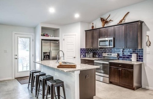 Lago Vista House | Spacious Lake Travis getaway with boat parking