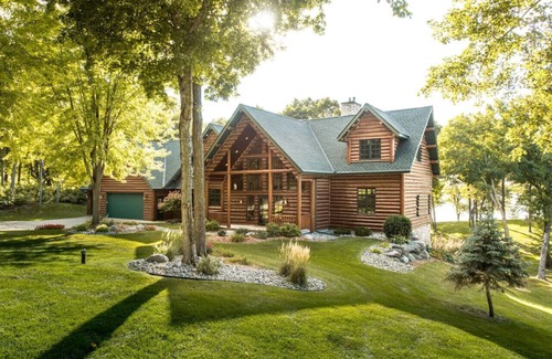 Alexandria Cabin | Spacious Lakefront Cabin w/Private Beach/Dock, Arcade, Game Room