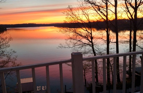 Winchester Ski Chalet | Spacious Lakefront Retreat – Private Dock, Game Room & Views – Sleeps 16