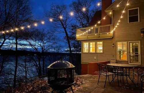 Lansing House | Spacious Lakeside Retreat