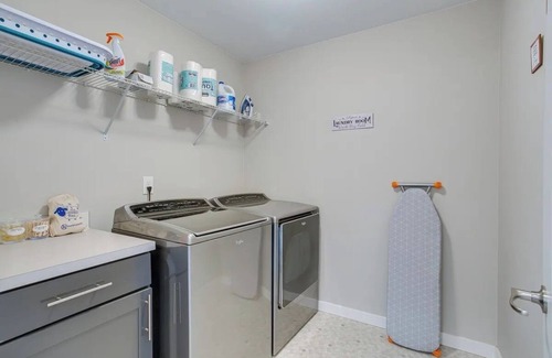 Lakewood House | Spacious Lakewood Home Rental w/AC & Hot Tub!, Spacious, Luxury Home w/Hot Tub