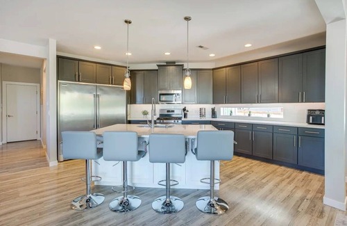 Lakewood House | Spacious Lakewood Home Rental w/AC & Hot Tub!, Spacious, Luxury Home w/Hot Tub