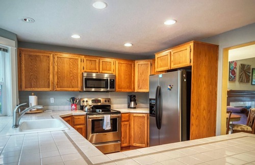 Salmon Creek House | Spacious, light-filled home in tranquil and convenient location