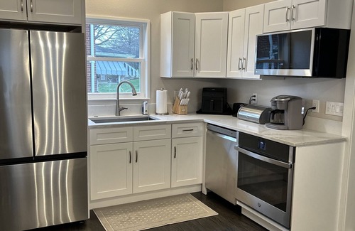 Ligonier House | Spacious Ligonier Home 3/3 .3m to downtown. New amenities, central heat, A/C!
