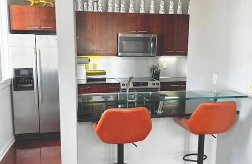 Atlantic Station Area Apartment | Spacious Loft @ Atlantic Station