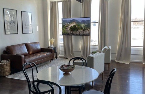 Utica Apartment | Spacious Loft in Historic Baggs Square