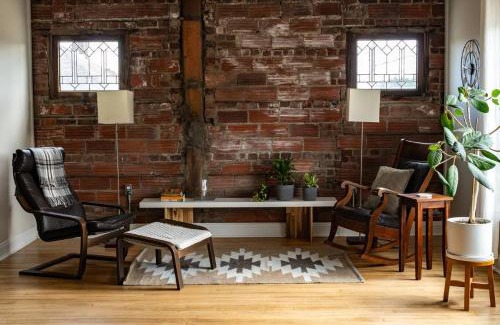 Euclid House | Spacious Loft Living
