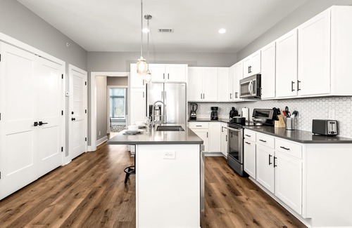 Dunean Condo | Spacious Loft Style Condo with King Beds! Must see