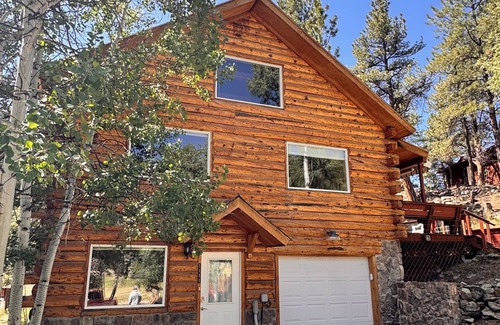 Lake City House | Spacious log cabin with a private gazebo view of Red Mountain!