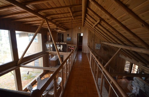Interlochen Cabin | Spacious log home on Green Lake. Waterfront. Dog ok.