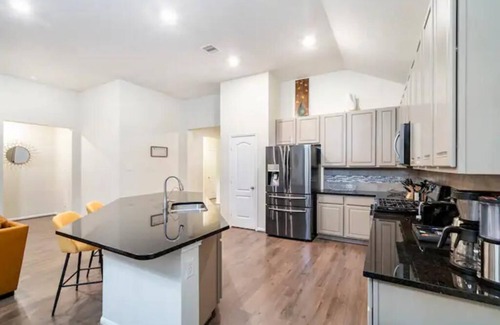 Atascocita House | Spacious long stay family home in Kingwood/Humble, Texas