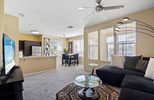 Garden Grove Apartment | Spacious & Lovely 2BD/2BA! 5Mins to Disney! Angel Stadium! The Outlets! Etc.
