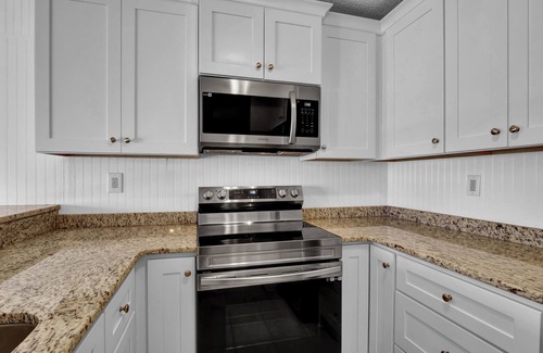 North Topsail Beach Condo | Spacious Luxury Condo at Oceanfront Villa Capriani Resort-Linens Included