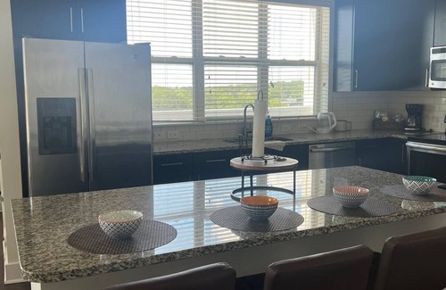 Channing Valley Apartment | Spacious Luxe 2BR Suite in Midtown