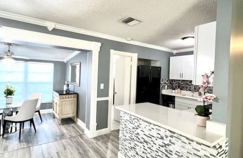 West Palm Beach Villa | Spacious & Luxurious Villa - Large Fenced Backyard