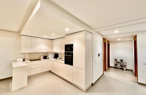 RACINE EXTENSION Apartment | Spacious Luxurious Apartment & Panoramic View