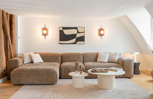 Odeon Apartment | Spacious & Luxurious Apartment