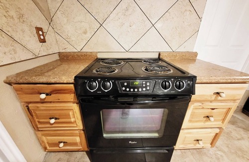 Idaho Falls Apartment | Spacious Luxurious Town and Country Home.